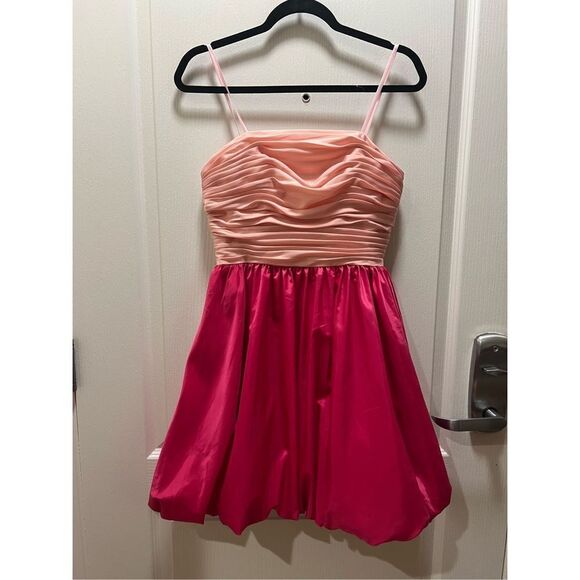 Liv Foster Strapless Taffeta Fit & flare Mini Dress Hot Pink size 6 Party Dress - Picture 4 of 8